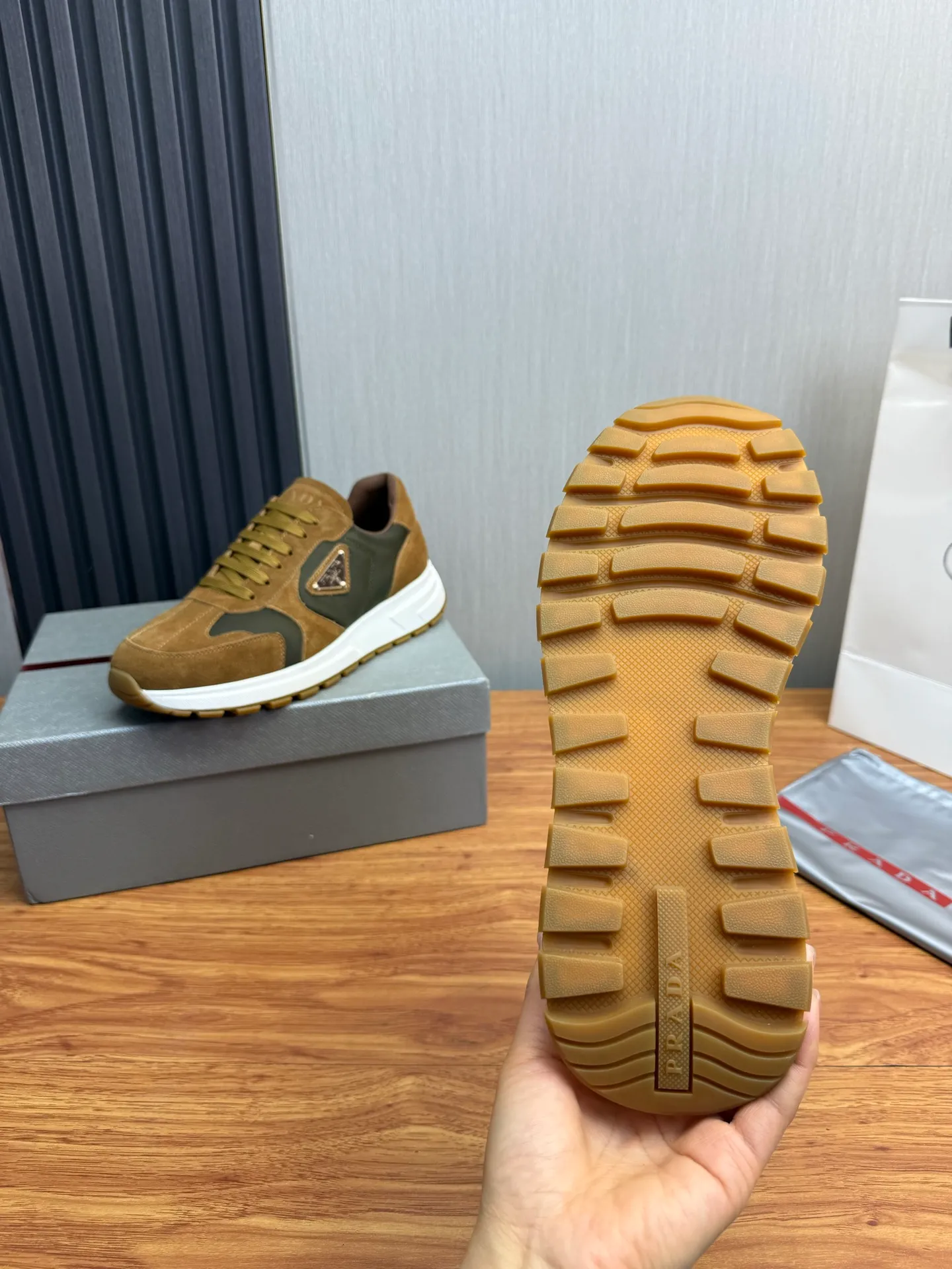 Men's shoes 560💰 [PRADA] Popular items in men's shoe counters, synchronized with the official website, 1 high-quality shipment ✔️Original cowhide + cowhide lining, 1🆚1 replica, original sole, 38-45 (45 customized, non-refundable)